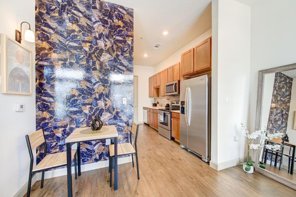 Apartament Trendy Downtown 1Bd/Freeparking/Wi-Fi/Pool Houston Zewnętrze zdjęcie